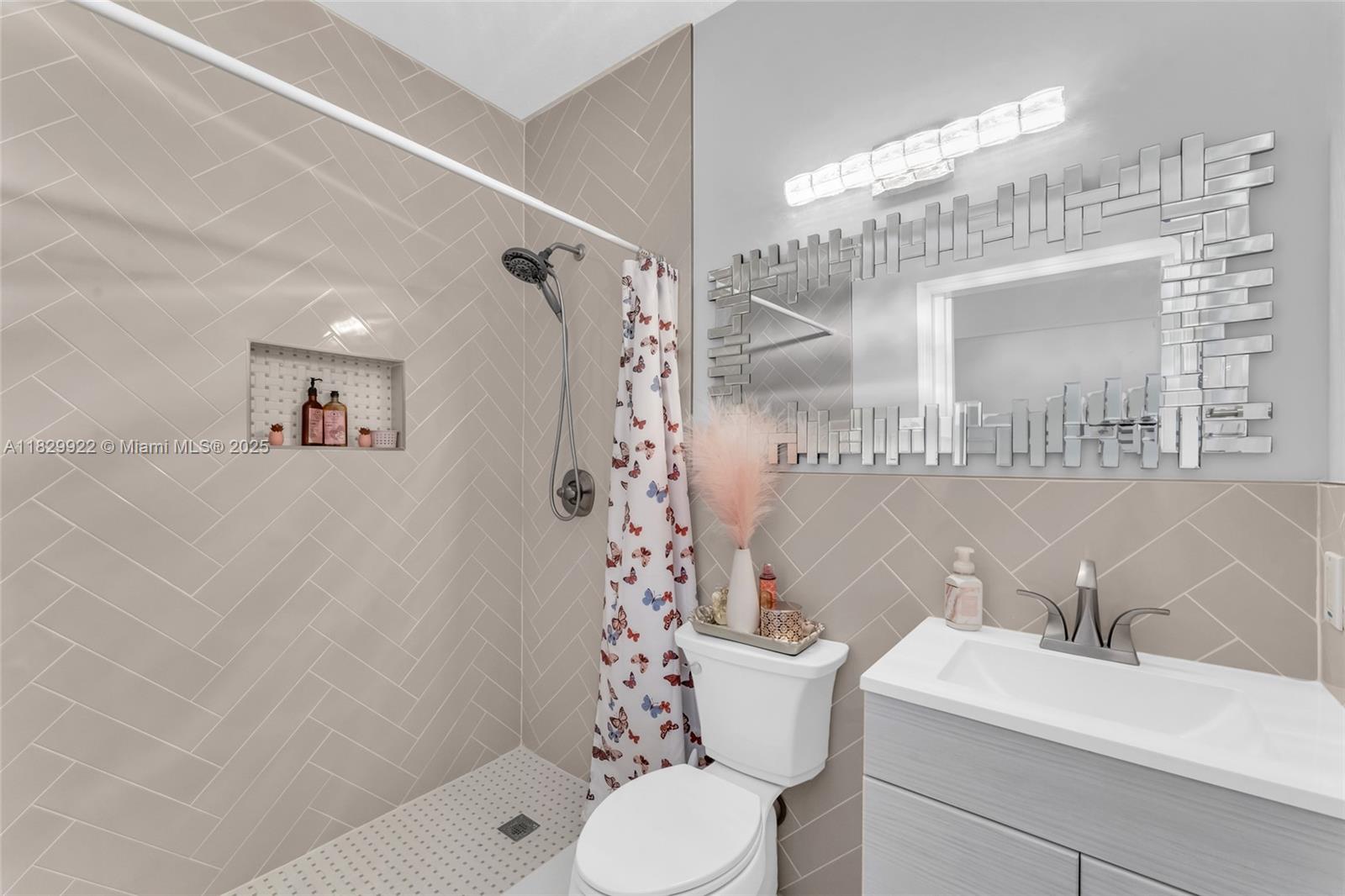 7850 NW 160th Ter, Miami Lakes, Florida image 26