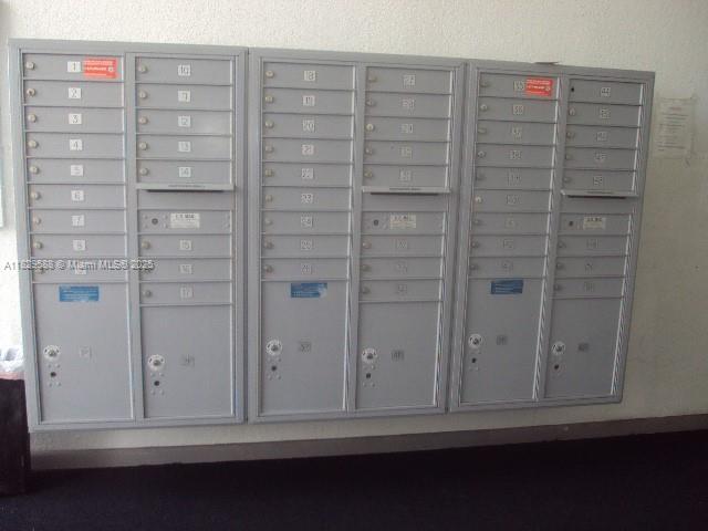 Residential, Lauderhill, Florida image 11