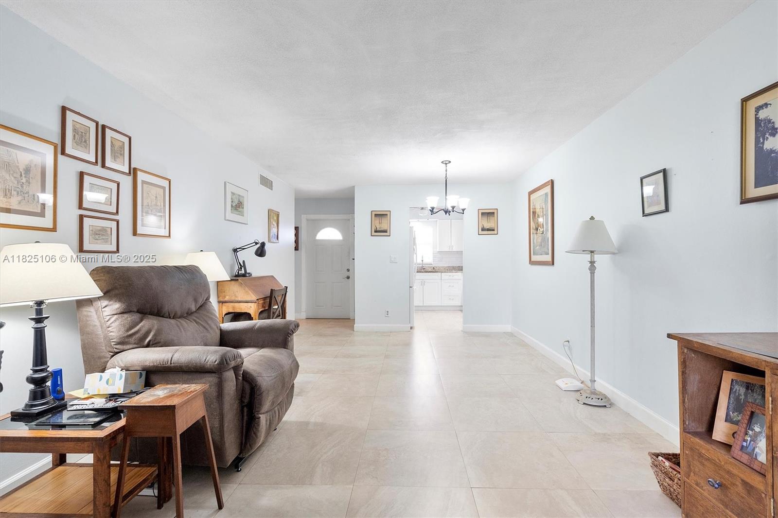 1200 Tallwood Ave #109, Hollywood, Florida image 4