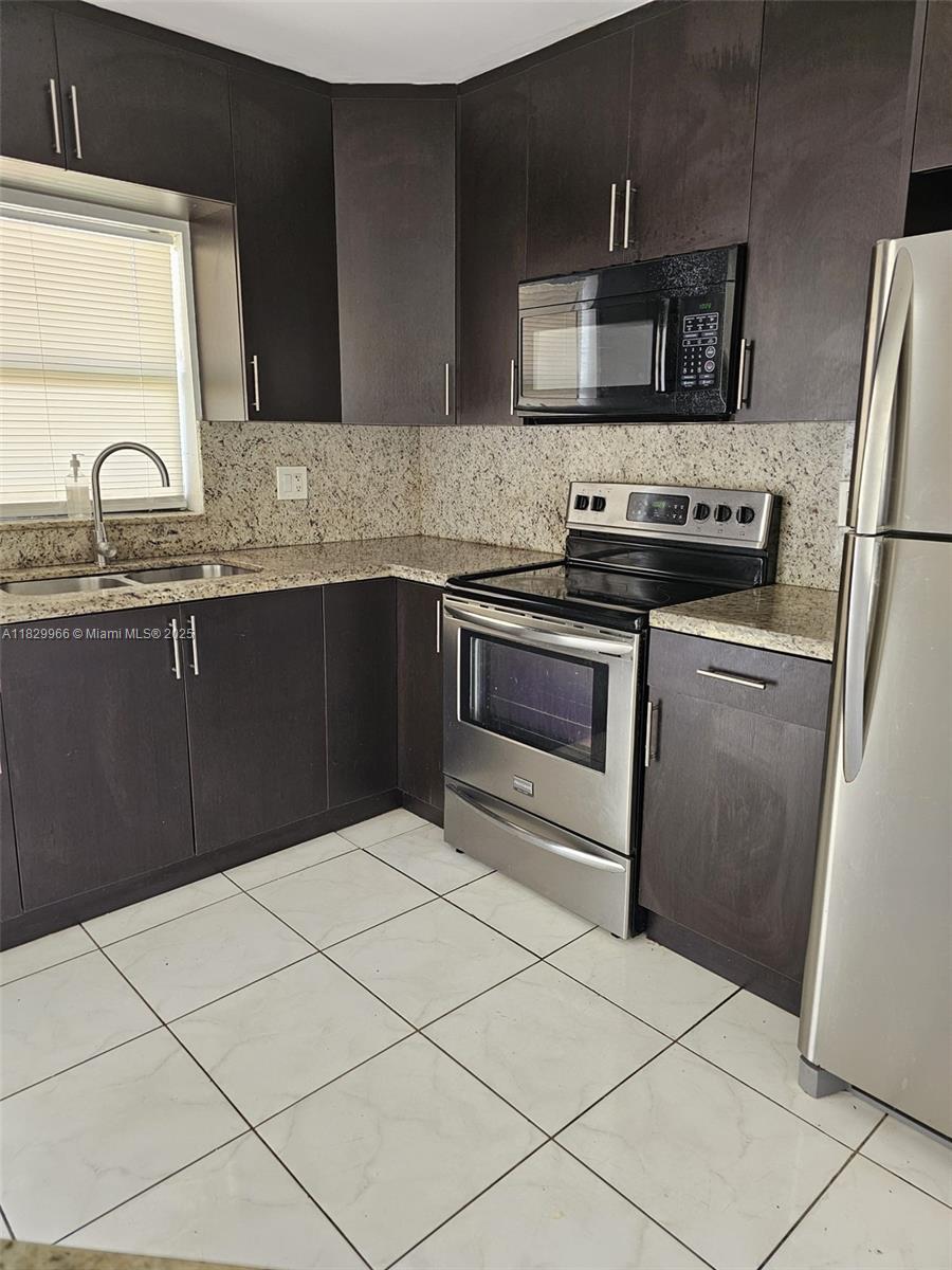 Property photo # 7