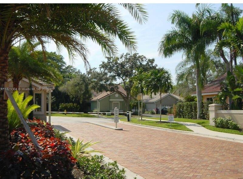 321 NW 100th Ave, Plantation, Florida image 45