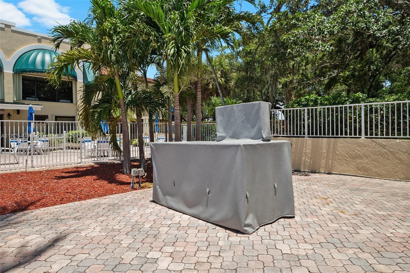 9112A SW 20th St, Davie, Florida image 31