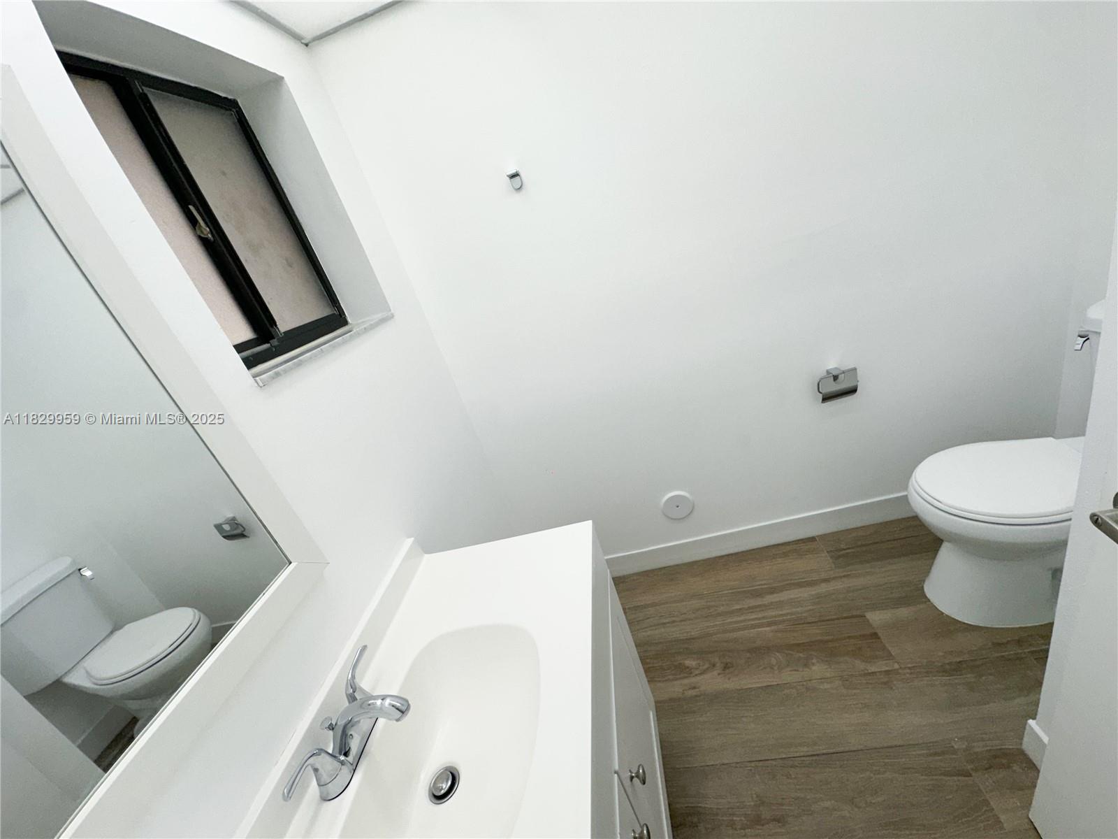 Property photo # 6