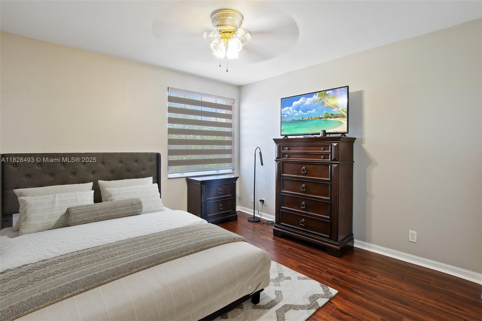2406 SW 162nd Ter, Miramar, Florida image 20