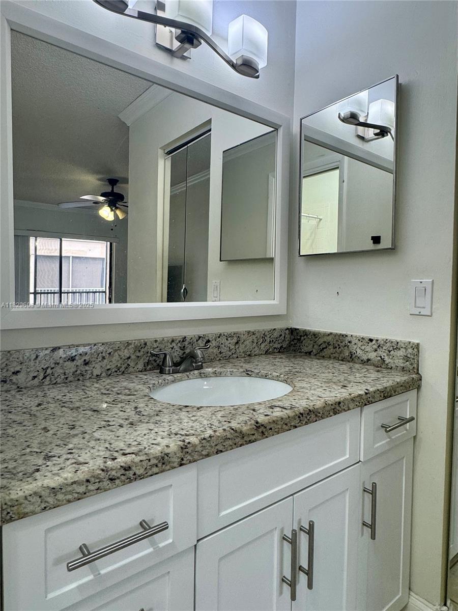 746 Overiver Drive, Fort Myers, Florida image 14