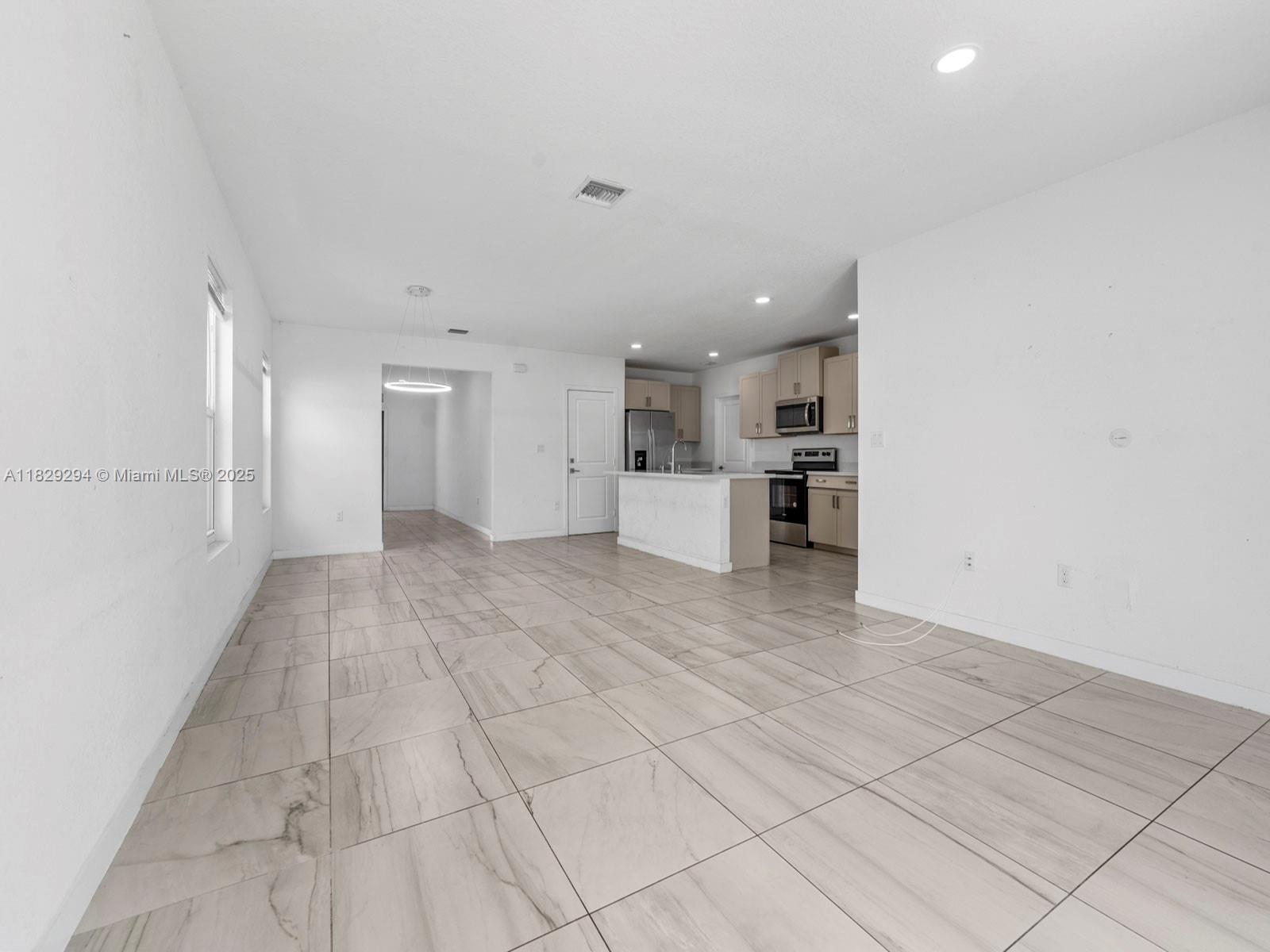 619 NE 5th St, Florida City, Florida image 13