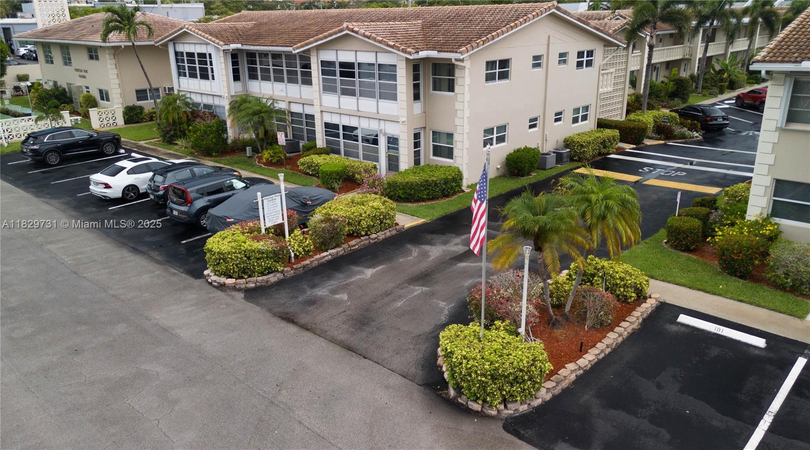 2121 NE 42nd Ct #202C, Lighthouse Point, Florida image 24