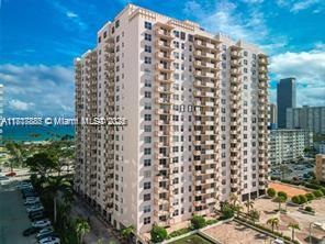 Residential, Hallandale Beach, Florida image 3