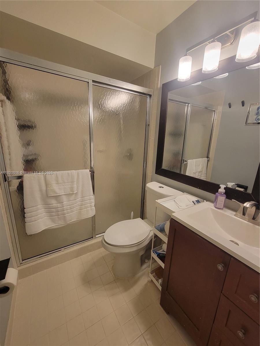 810 SW 113th Ter, Pembroke Pines, Florida image 11