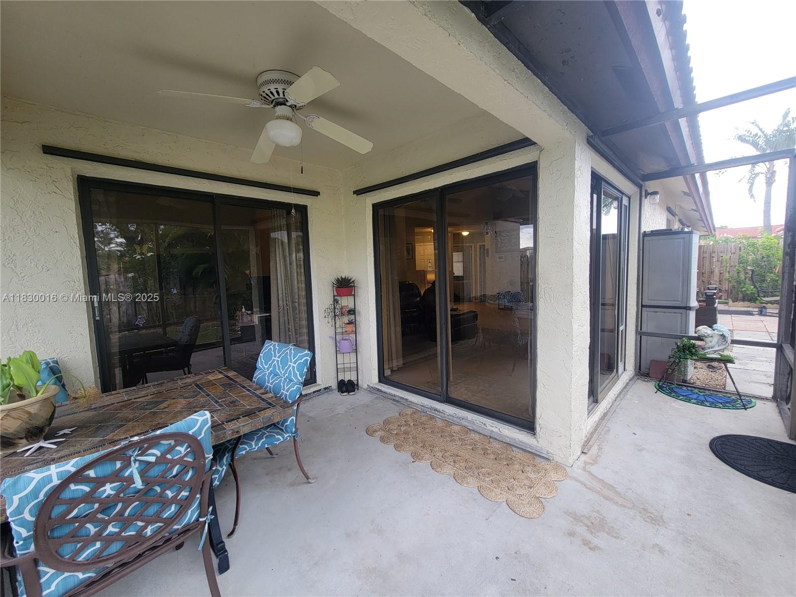 810 SW 113th Ter, Pembroke Pines, Florida image 18