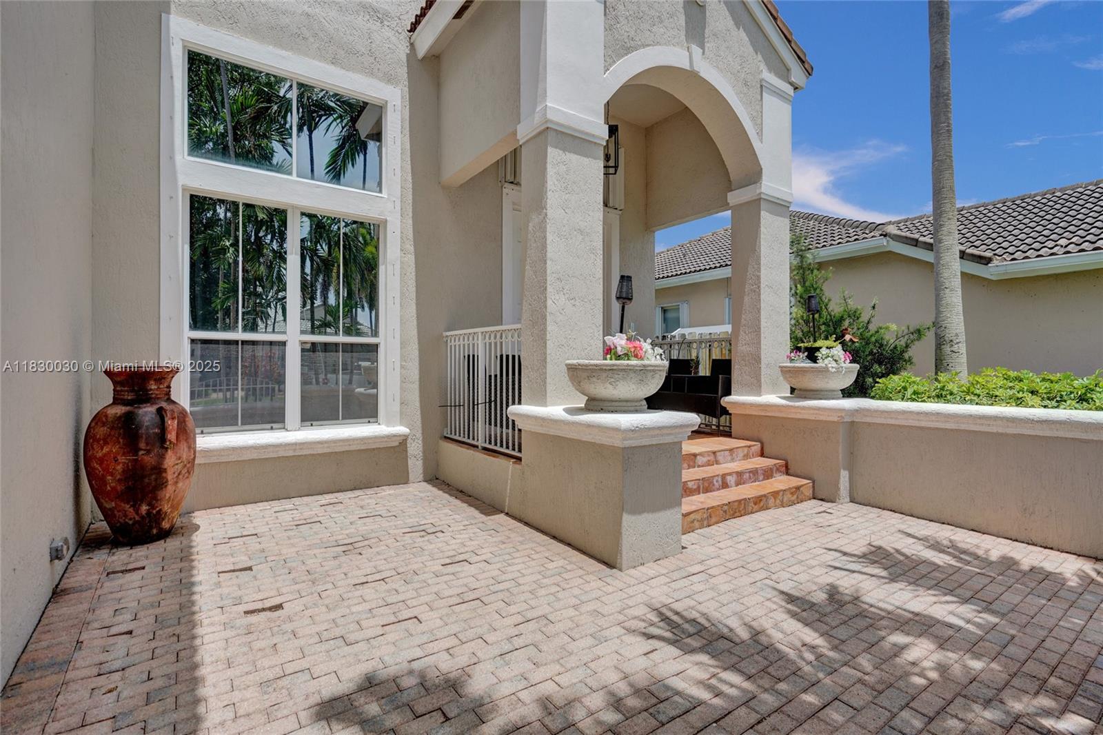 5347 SW 32nd Ter, Hollywood, Florida image 7