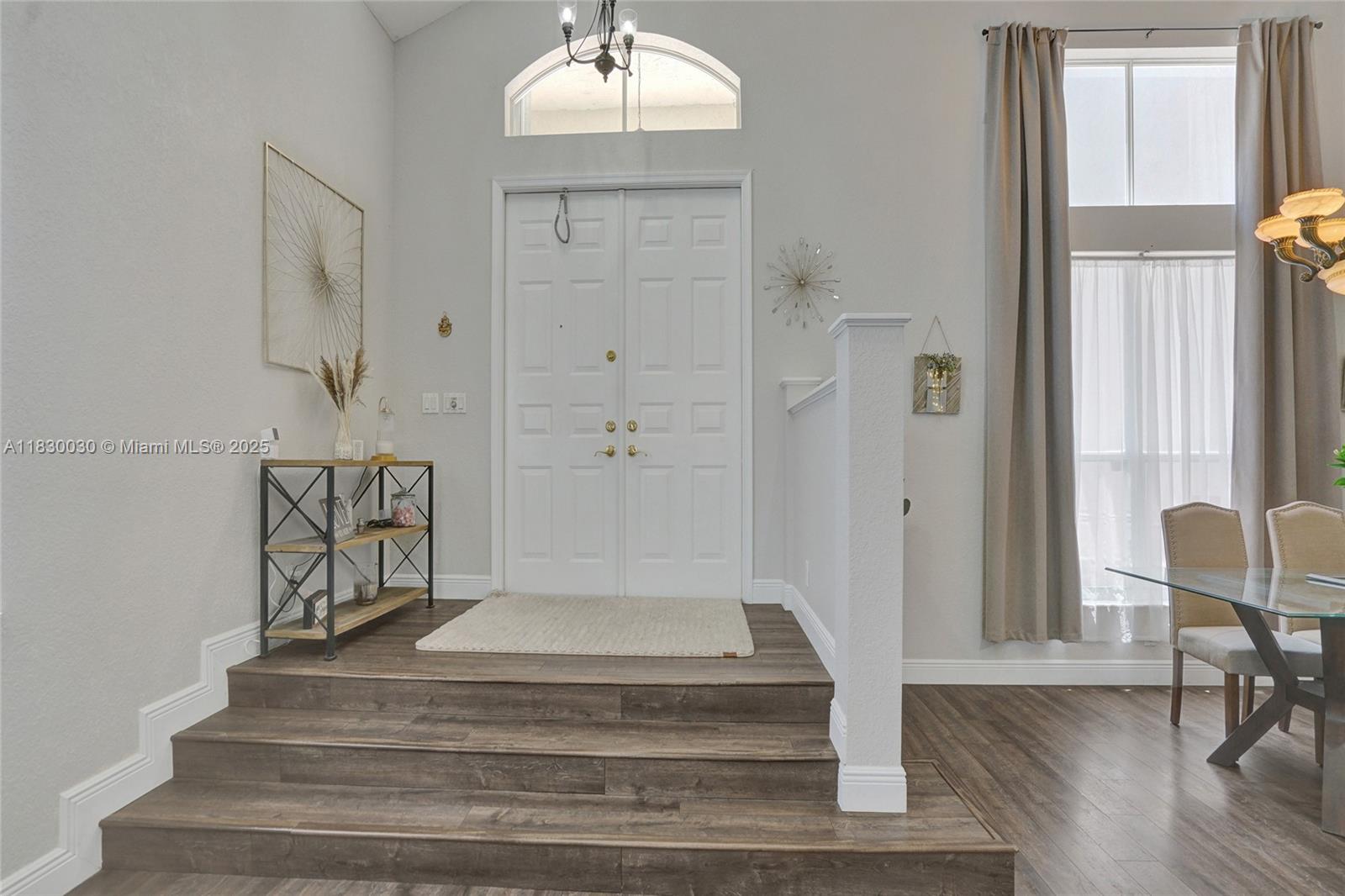 5347 SW 32nd Ter, Hollywood, Florida image 9