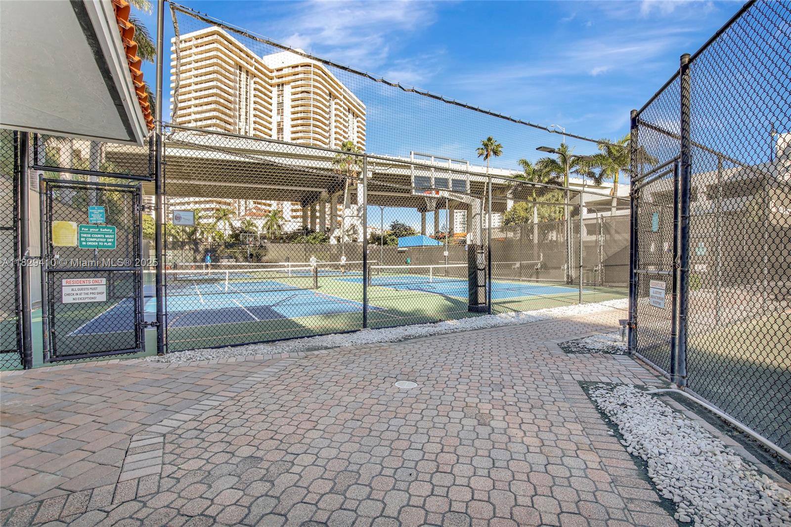 19101 NE 36th Ct #3101, Aventura, Florida image 31