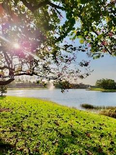 1587 Winterberry Ln, Weston, Florida image 12
