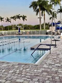 1587 Winterberry Ln, Weston, Florida image 18