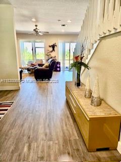 1587 Winterberry Ln, Weston, Florida image 29