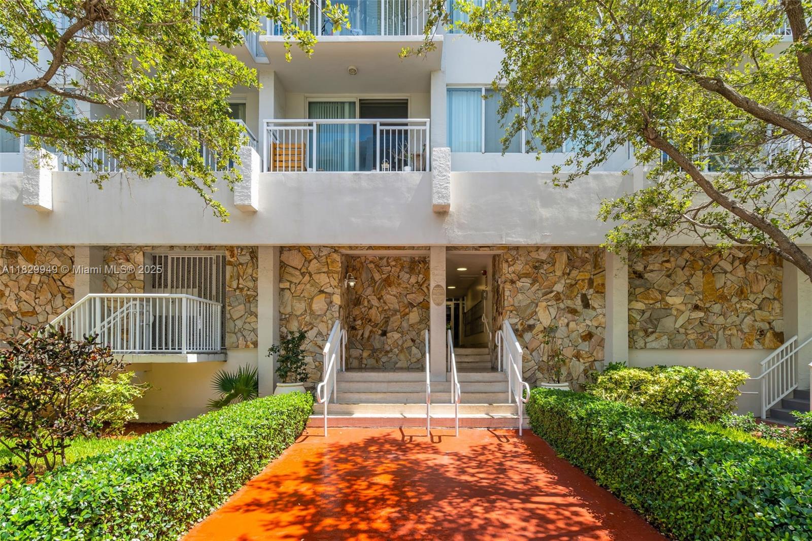1345 Lincoln Rd #1005, Miami Beach, Florida image 2