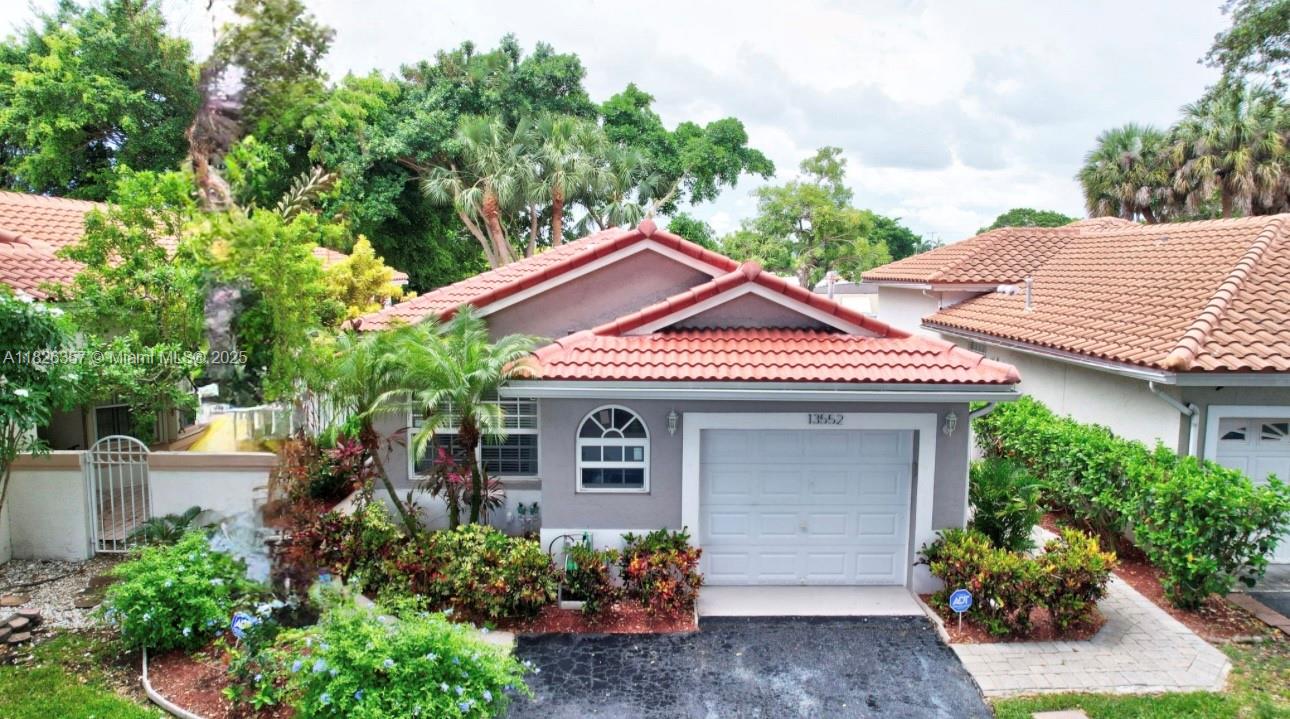 13552 5th Ct, Plantation, Florida 33325