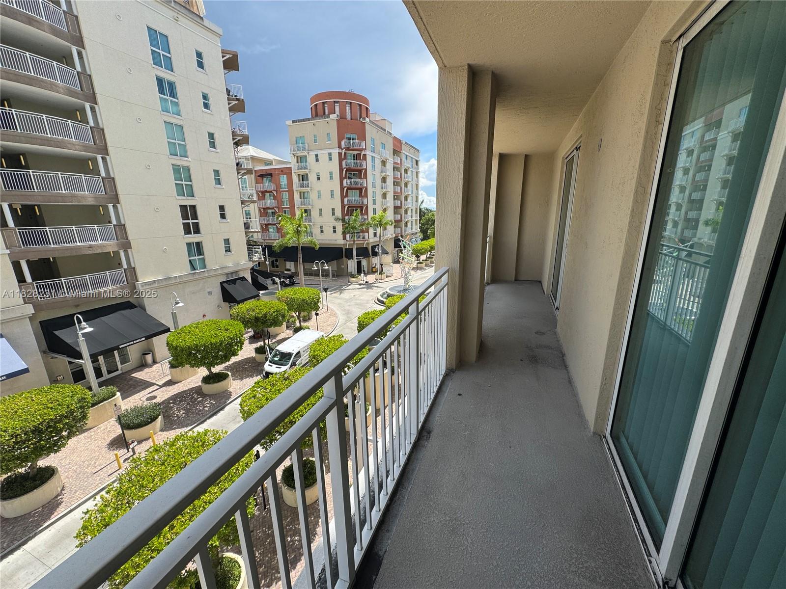 7280 SW 89th St D303