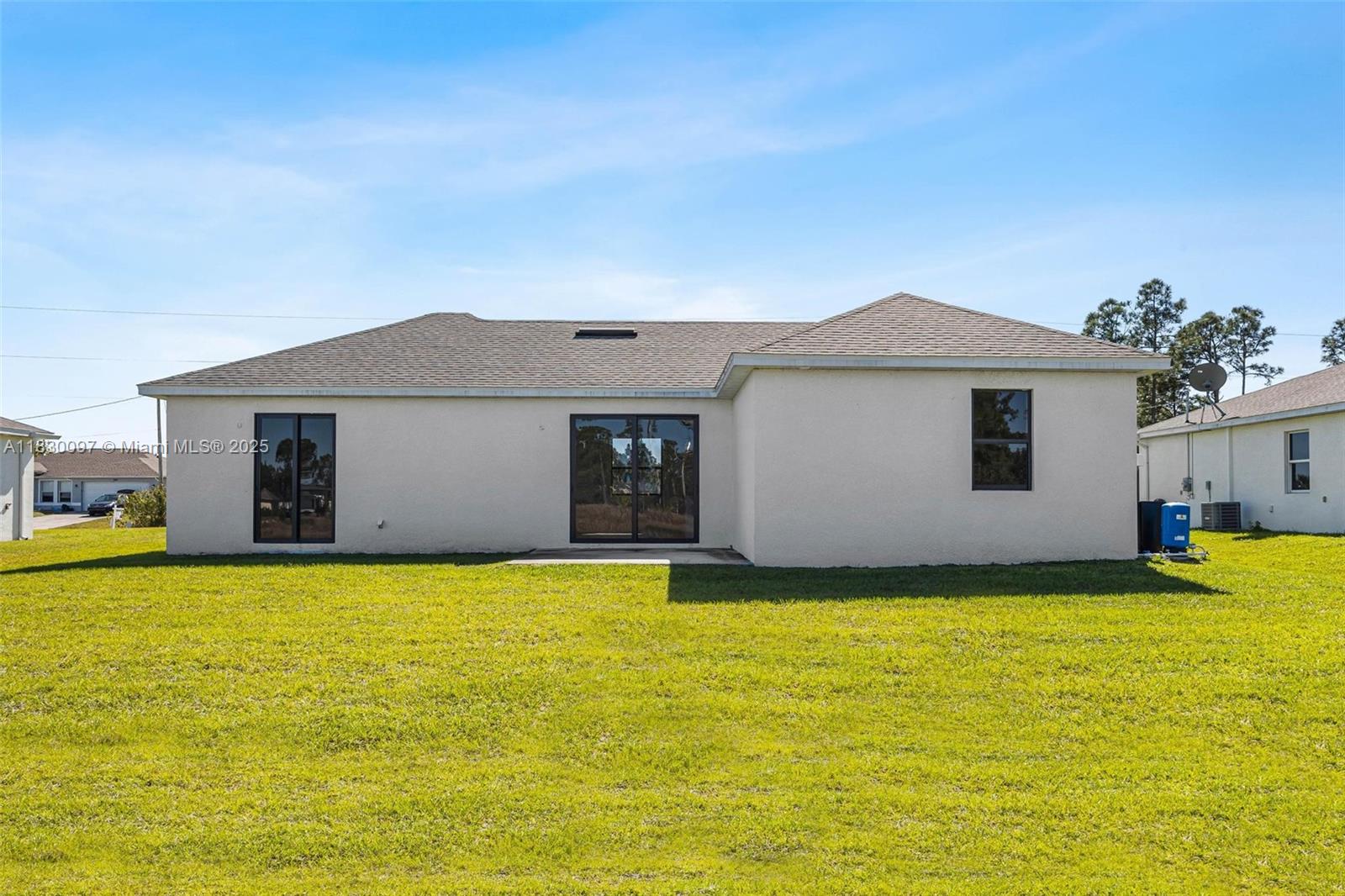 933 Gleason St, Lehigh Acres, Florida image 8