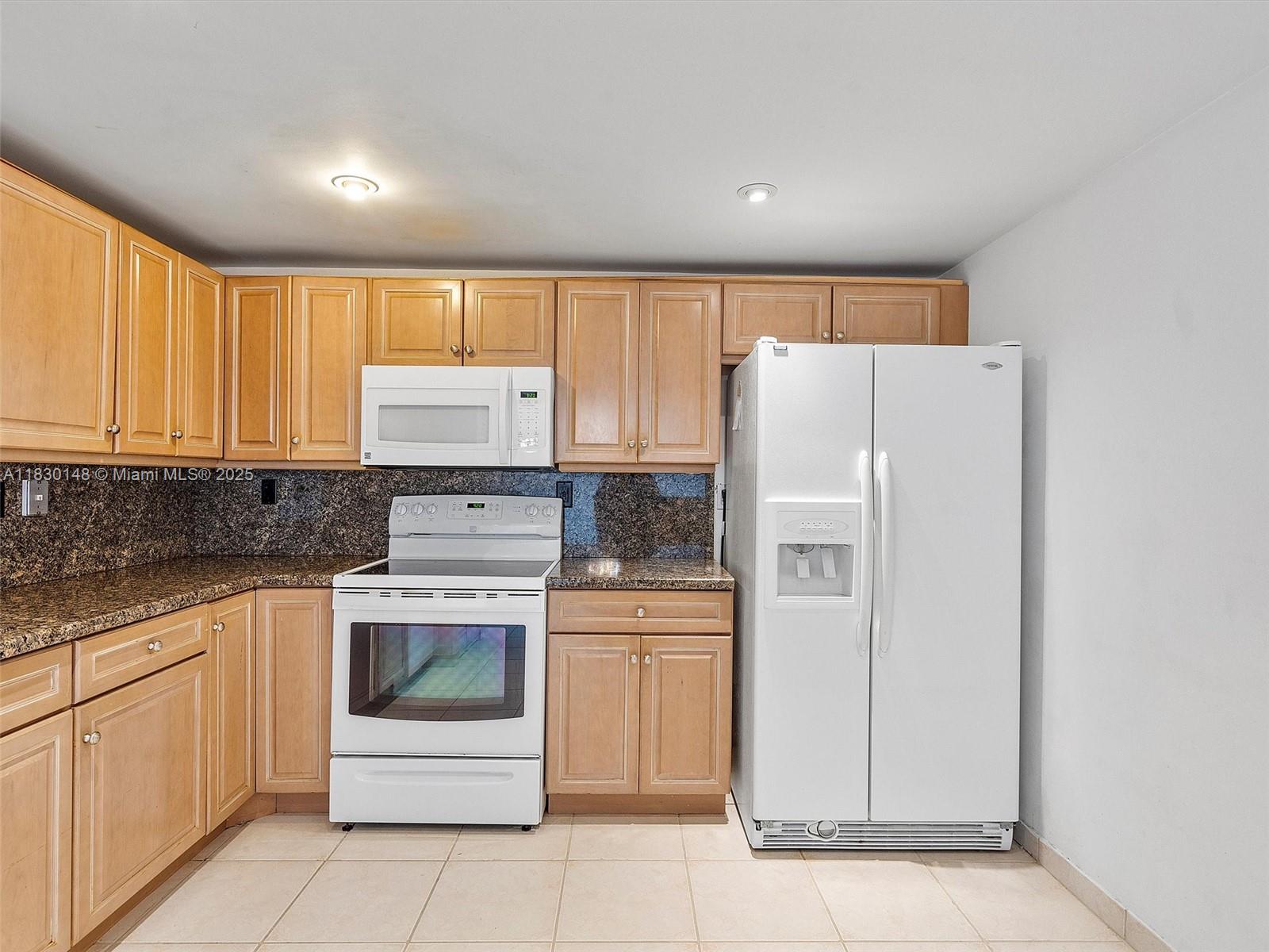 210 174th St #2005, Sunny Isles Beach, Florida image 19
