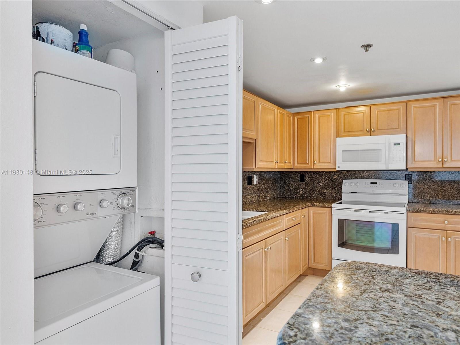 210 174th St #2005, Sunny Isles Beach, Florida image 37