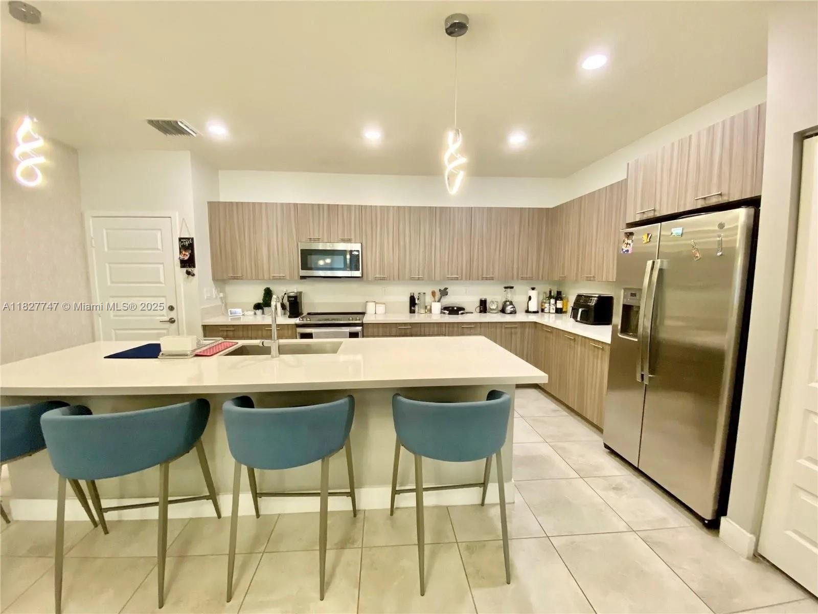 Property photo # 4