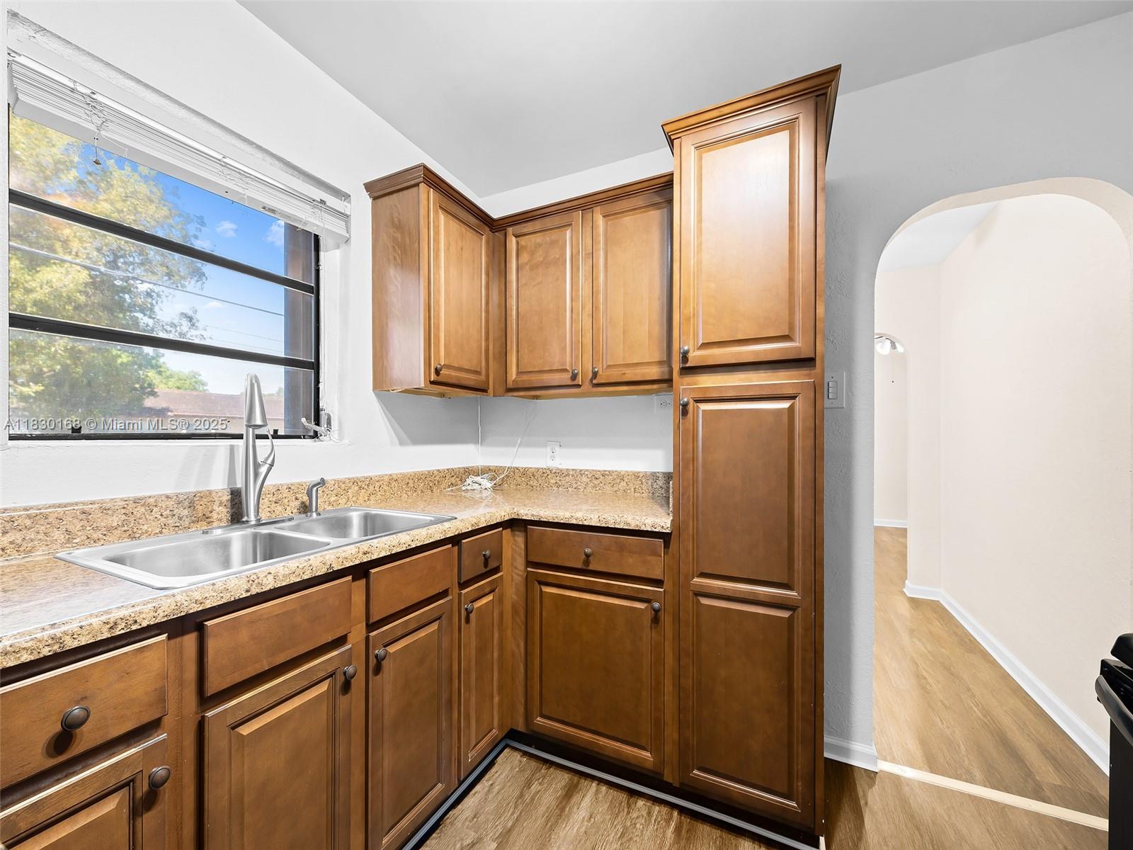 Property photo # 6