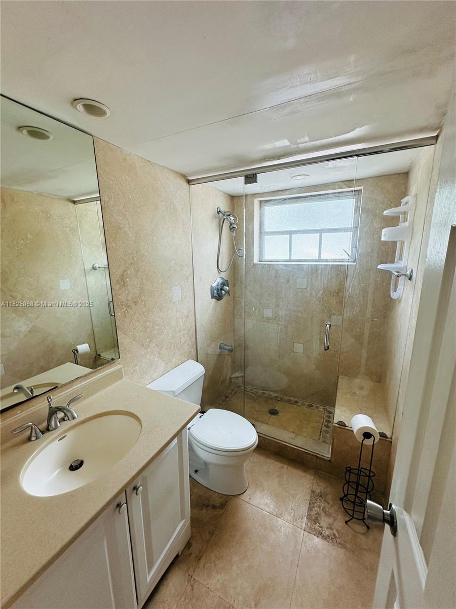 251 Galen Dr #112E, Key Biscayne, Florida image 13