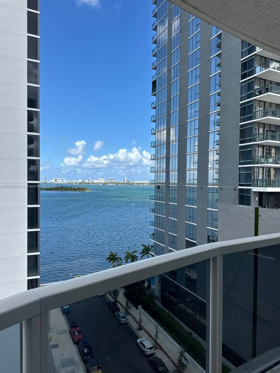 601 NE 23 St #1103, Miami, Florida image 2