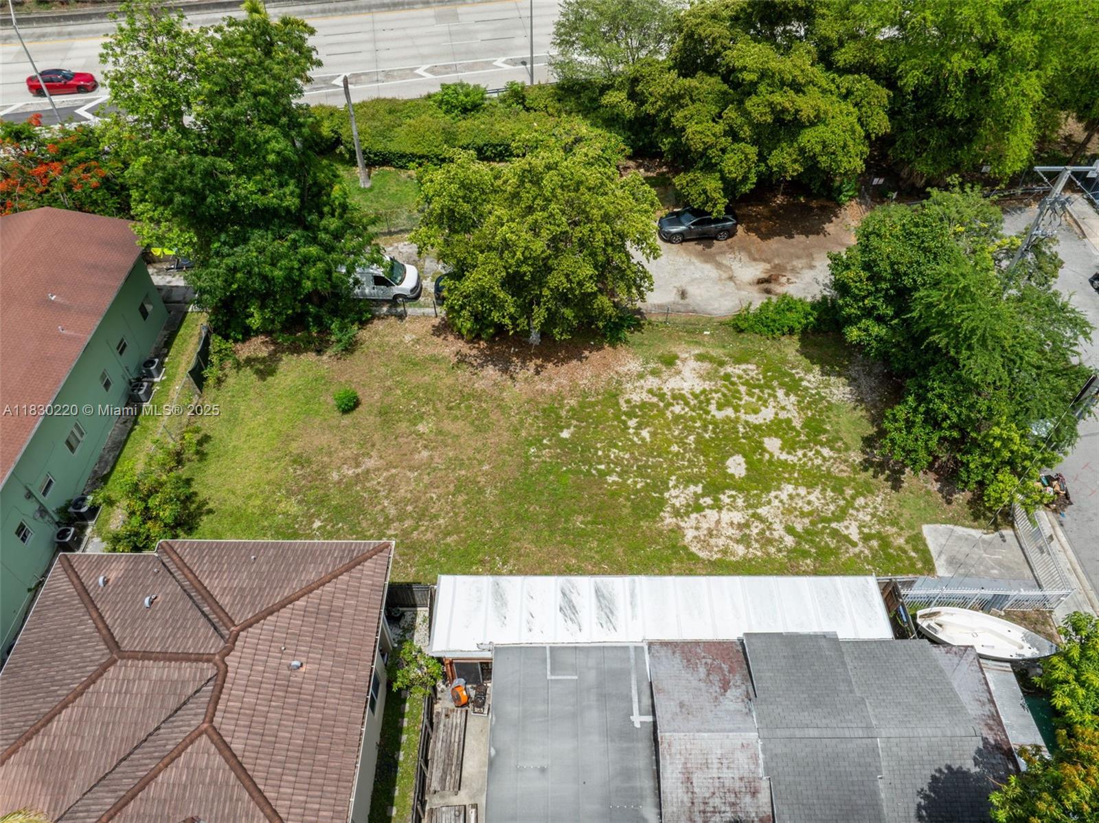 367 SW 11th St, Miami, Florida image 19