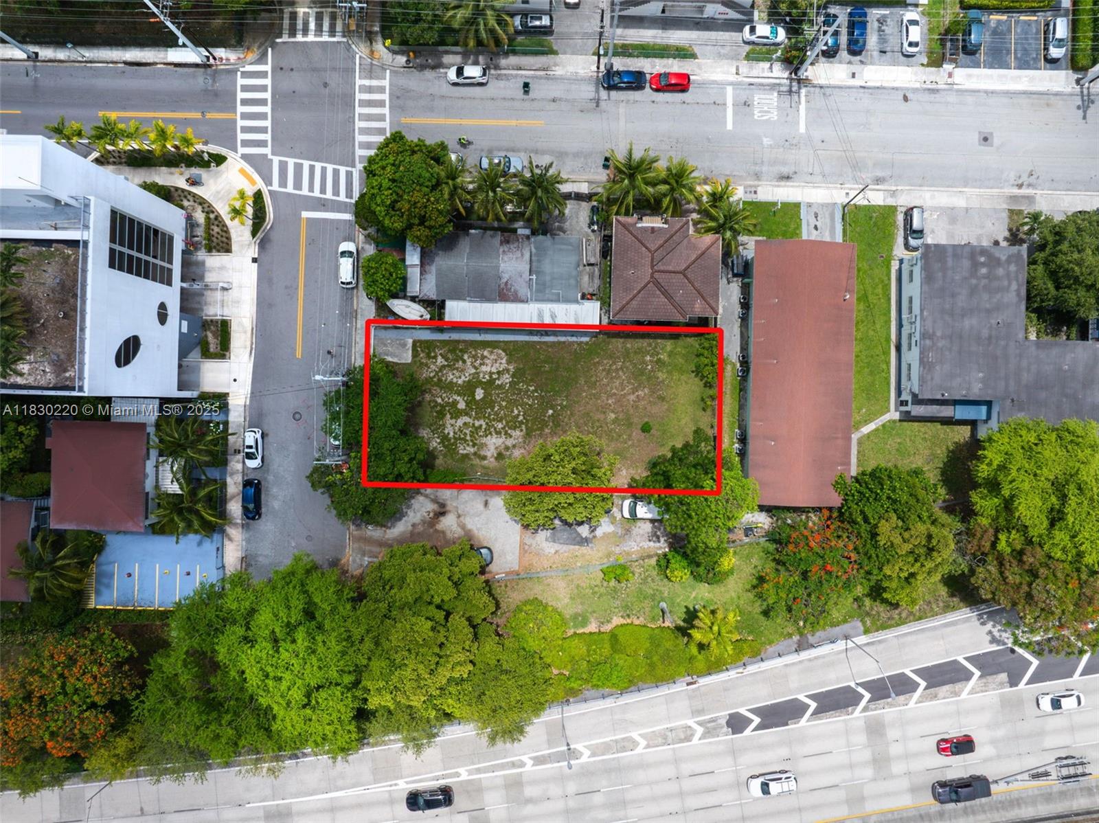 367 SW 11th St, Miami, Florida image 2
