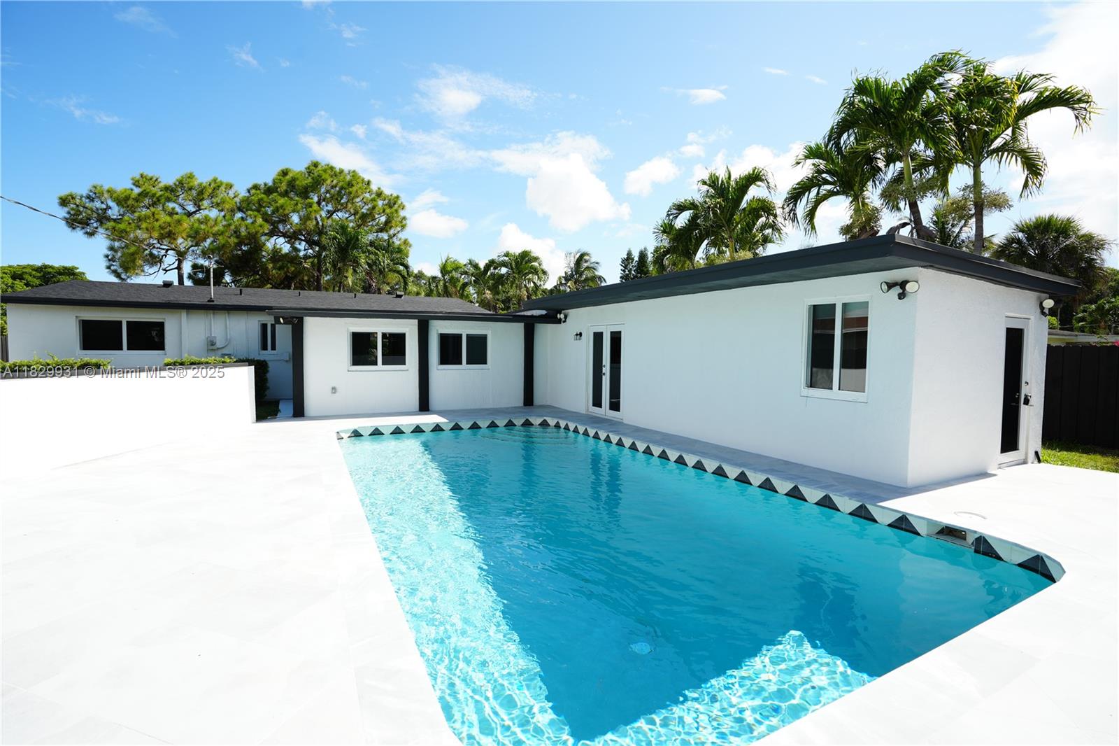 Property photo # 0