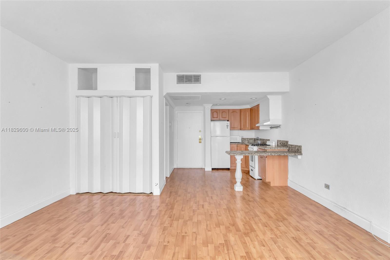 700 Biltmore Way #914, Coral Gables, Florida image 7