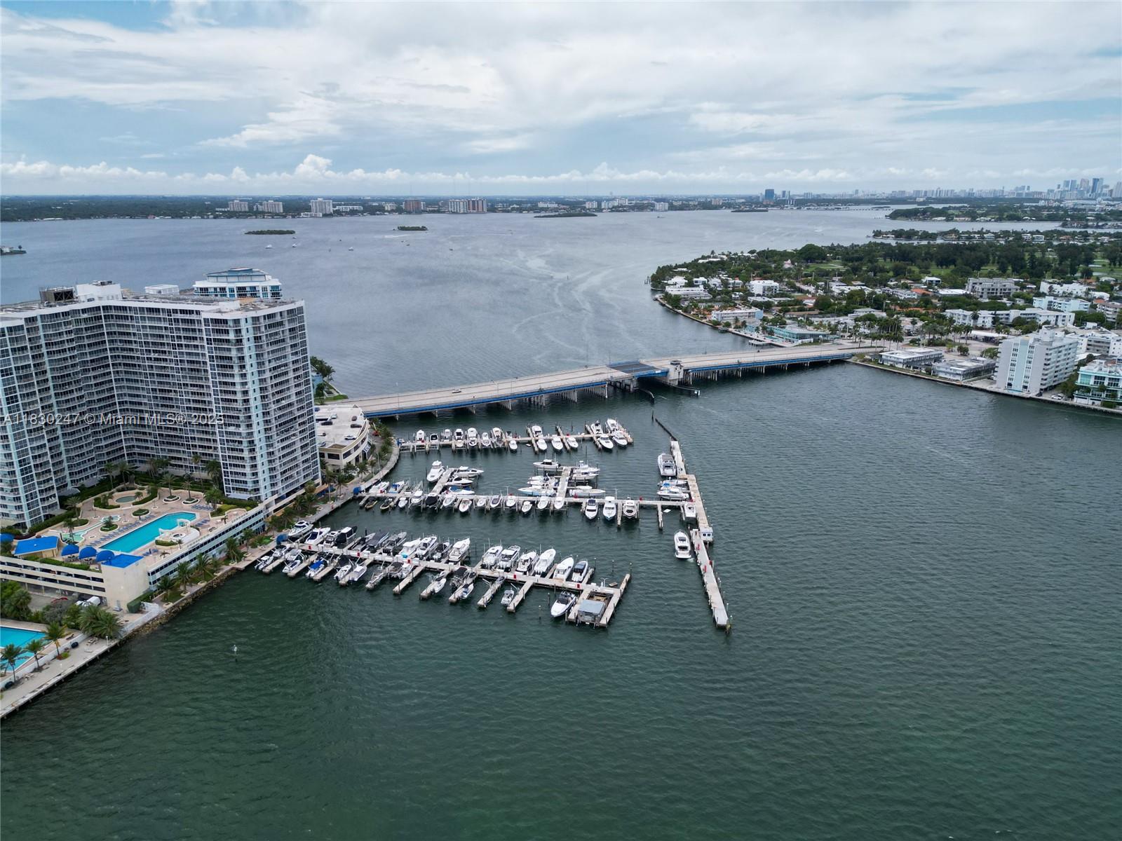 7601 E Treasure Dr #c-108, North Bay Village, Florida image 9