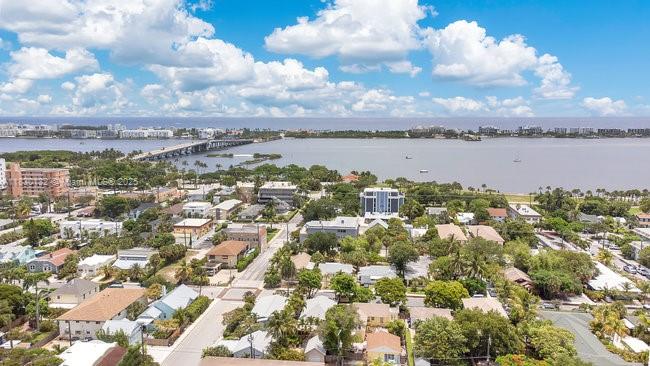 209 S Palmway, Lake Worth, Florida image 35