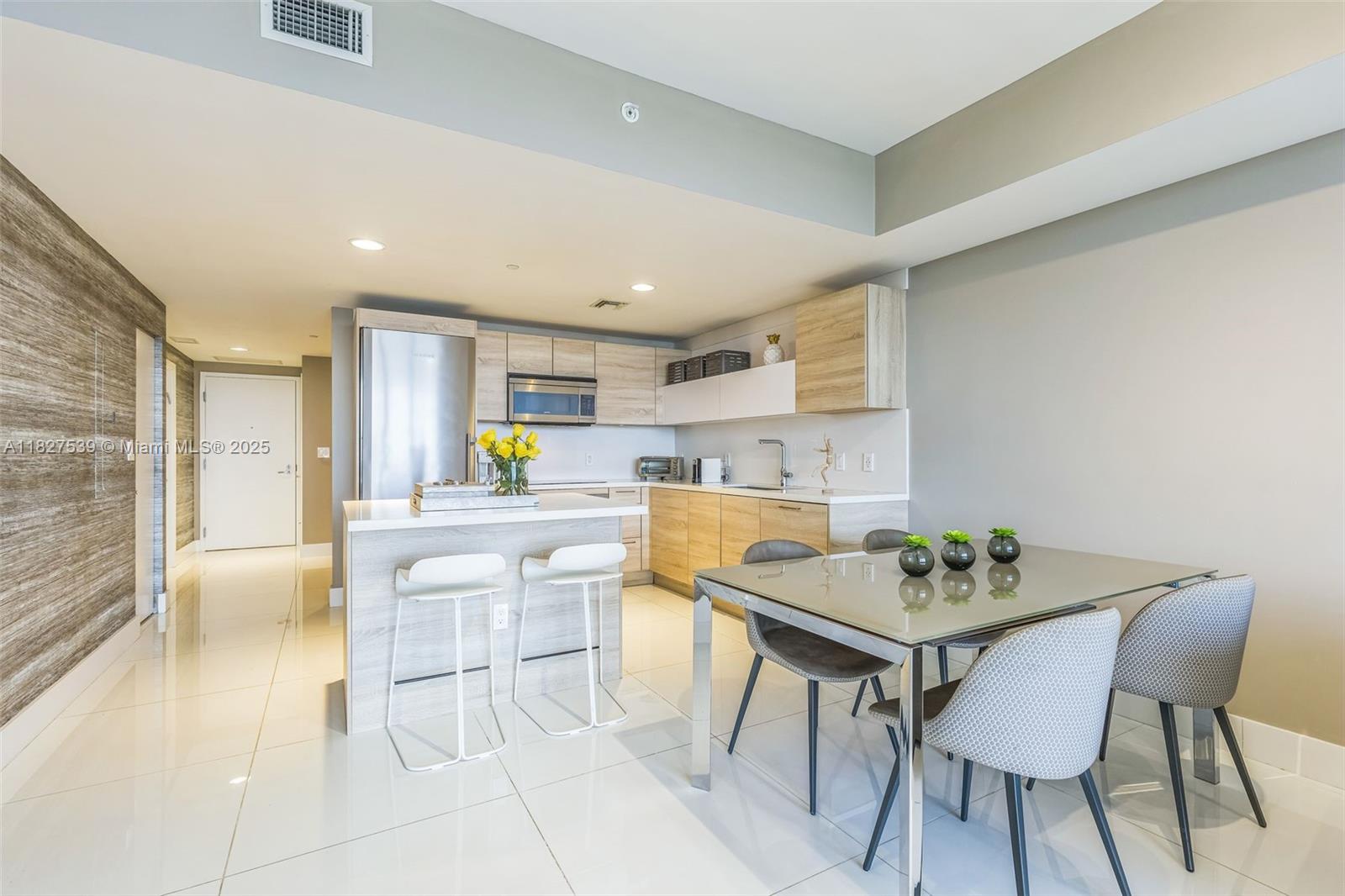 Residential, North Miami Beach, Florida image 11