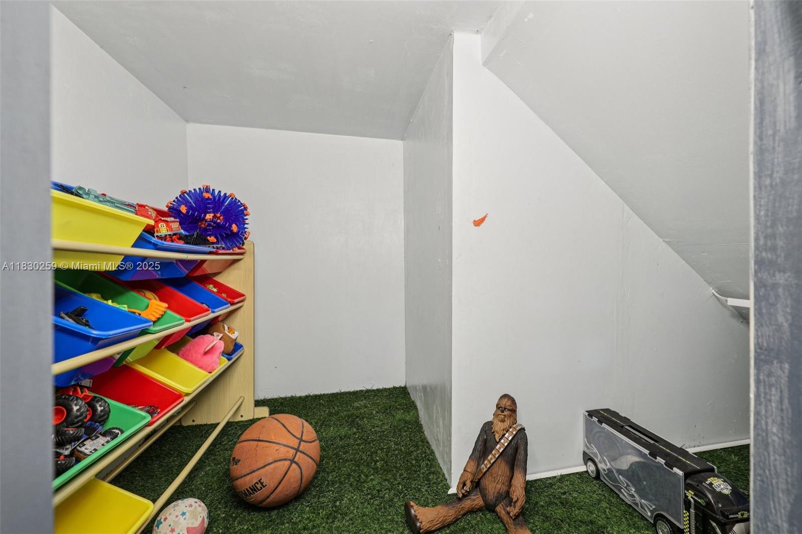 9331 W 35th Ave, Hialeah, Florida image 17