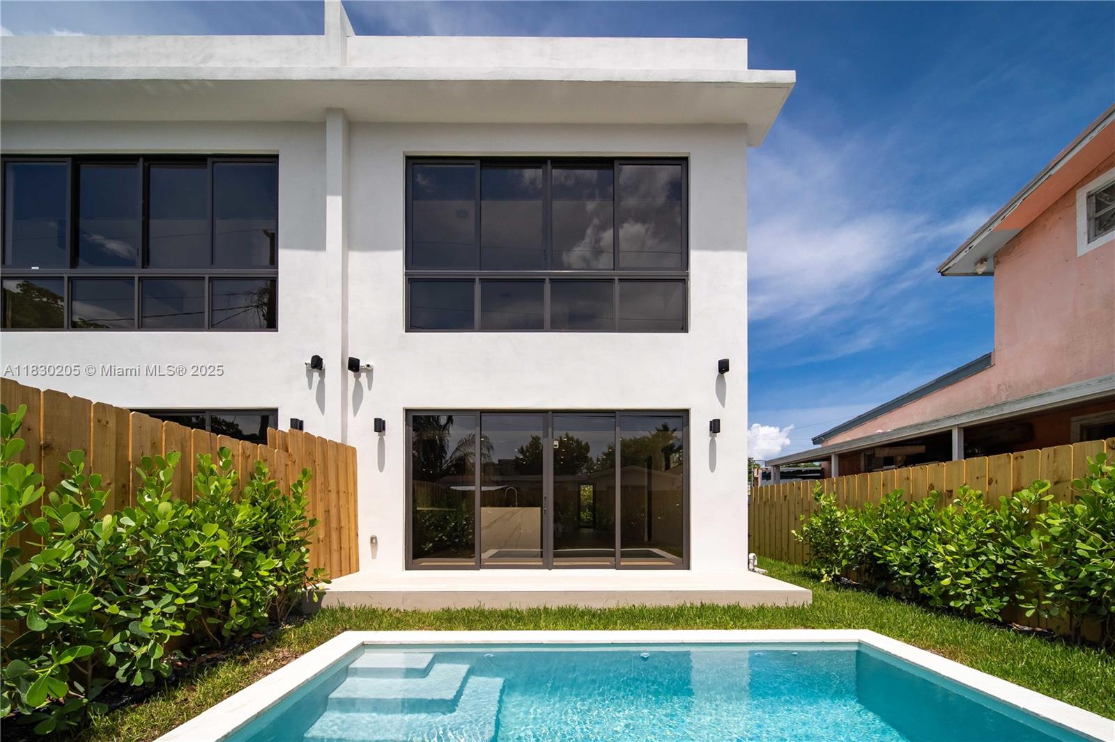 Property photo # 2