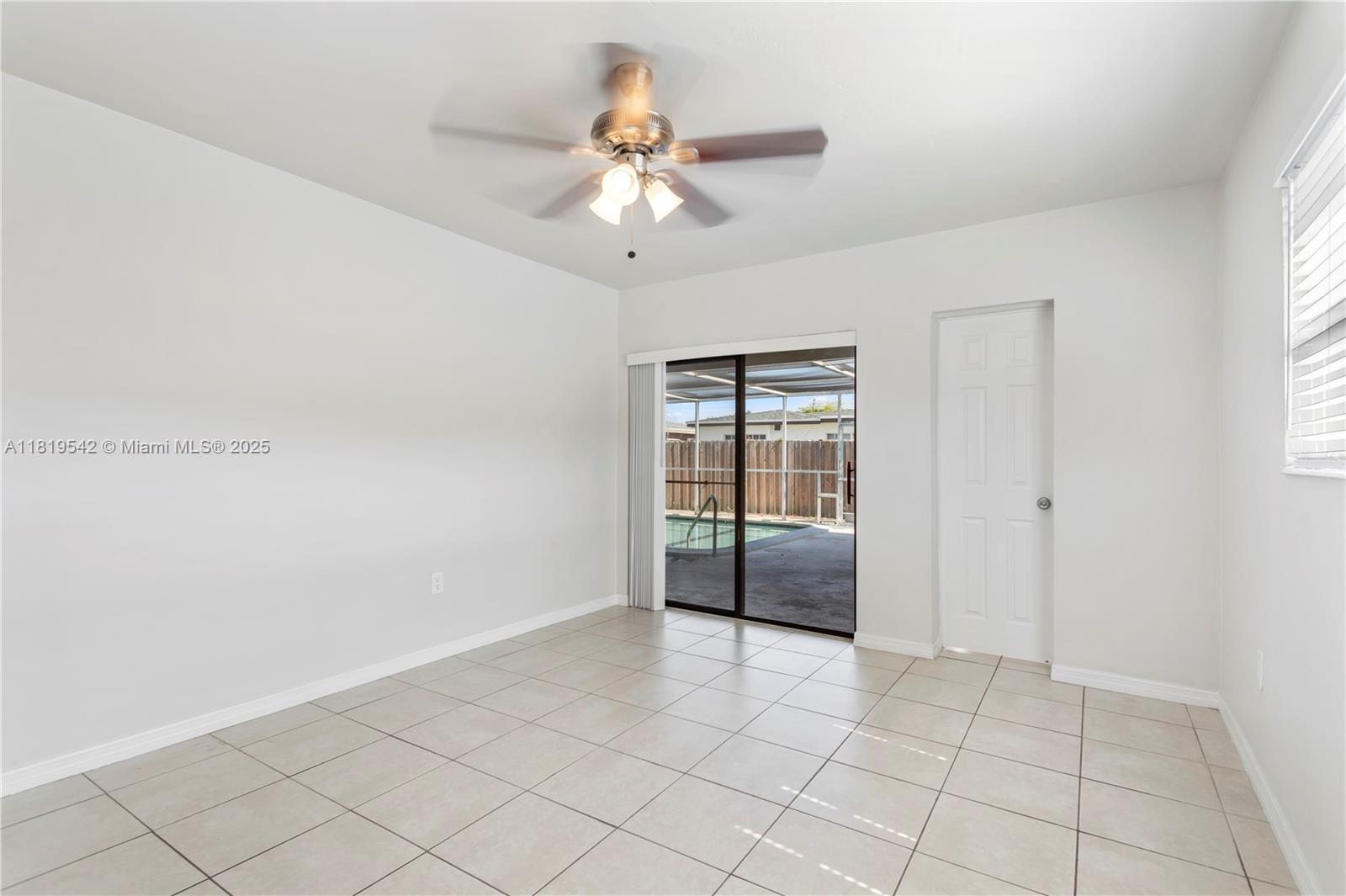7816 Juniper St, Miramar, Florida image 11
