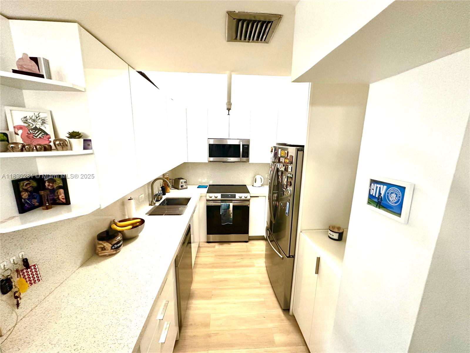 Property photo # 7