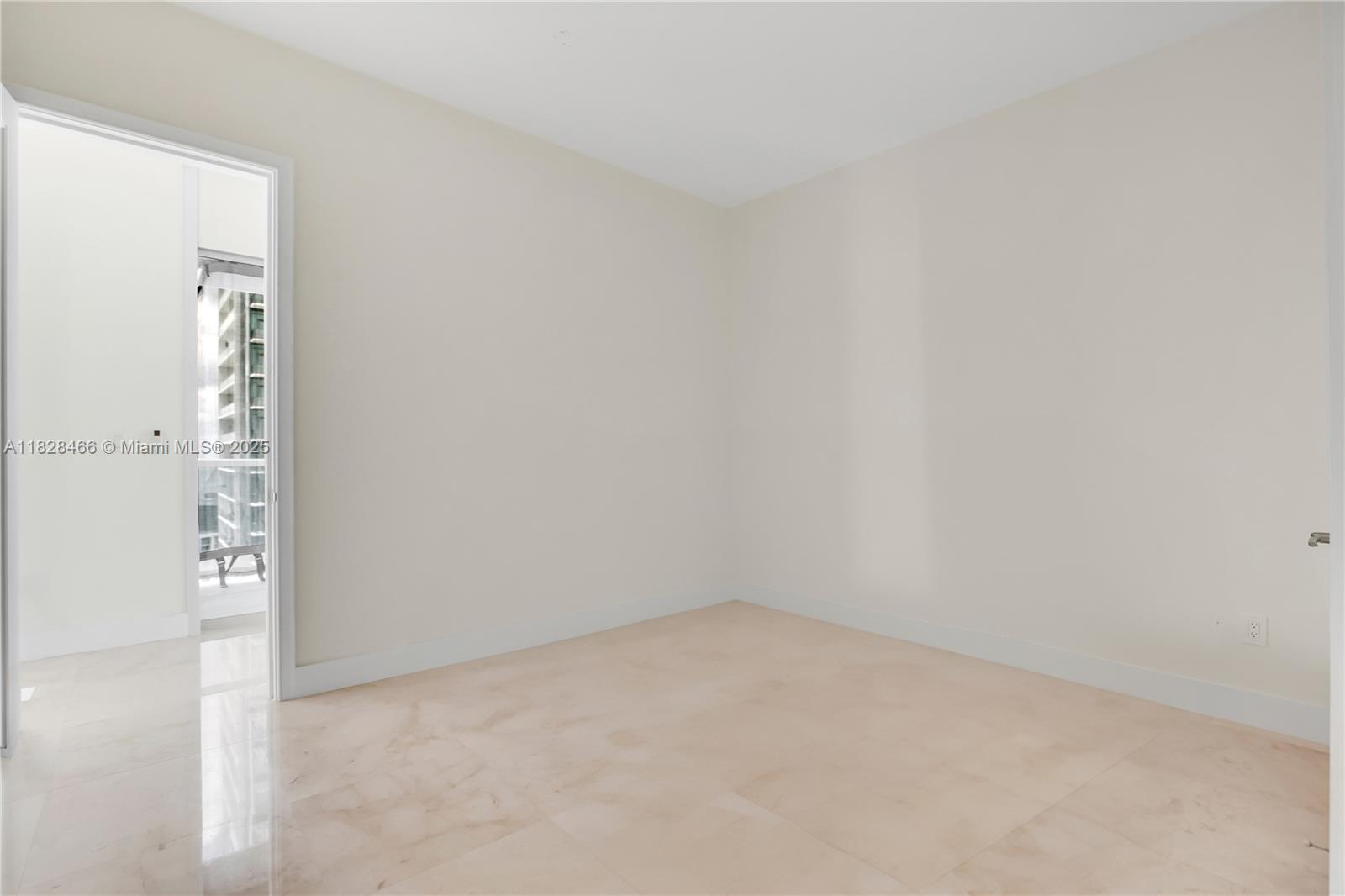1425 Brickell Ave #44A-B, Miami, Florida image 17