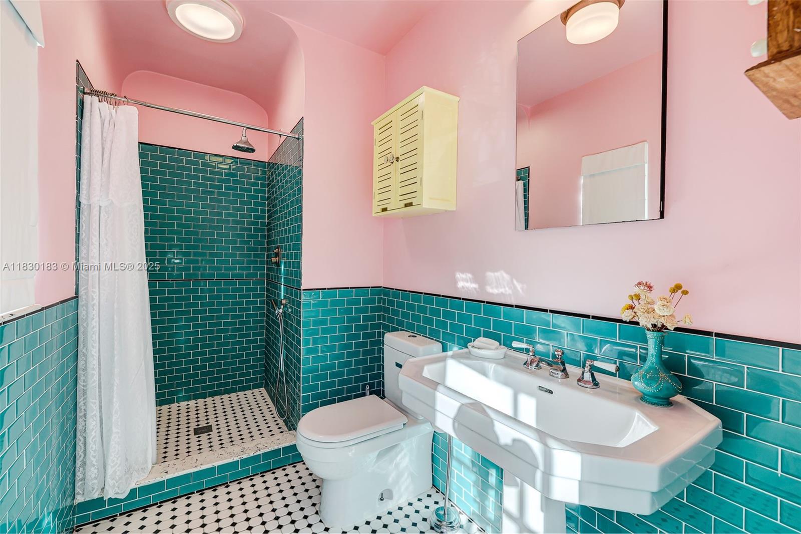 837 Espanola Way, Miami Beach, Florida image 29