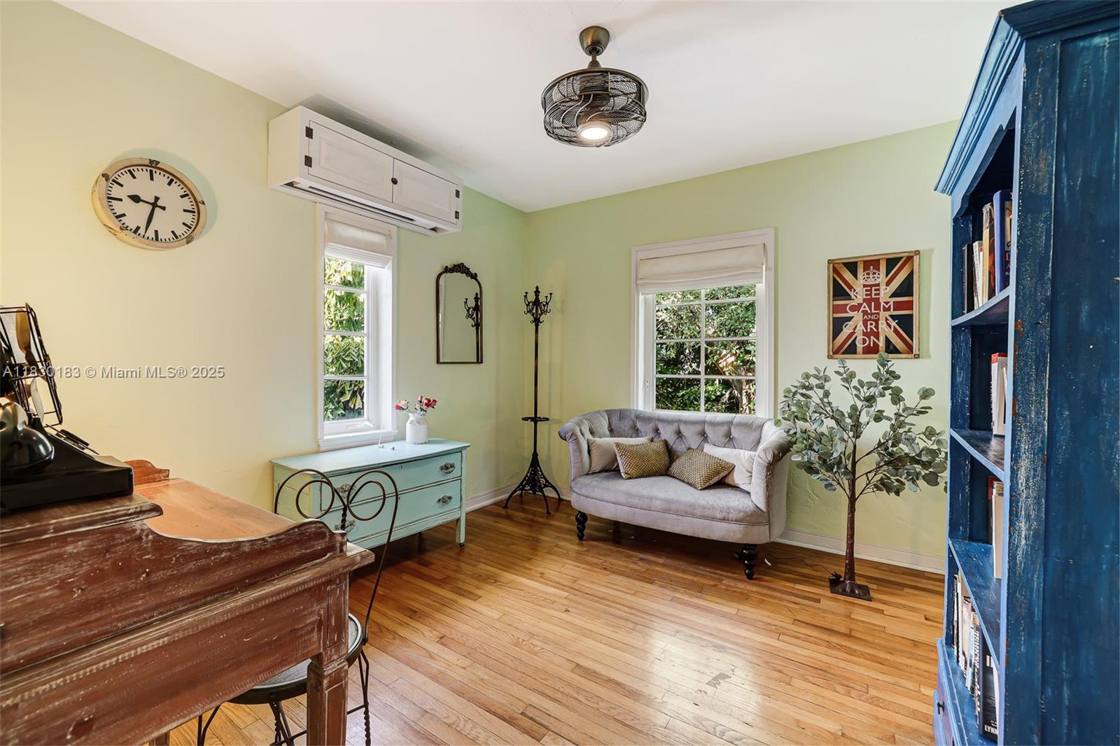 837 Espanola Way, Miami Beach, Florida image 34