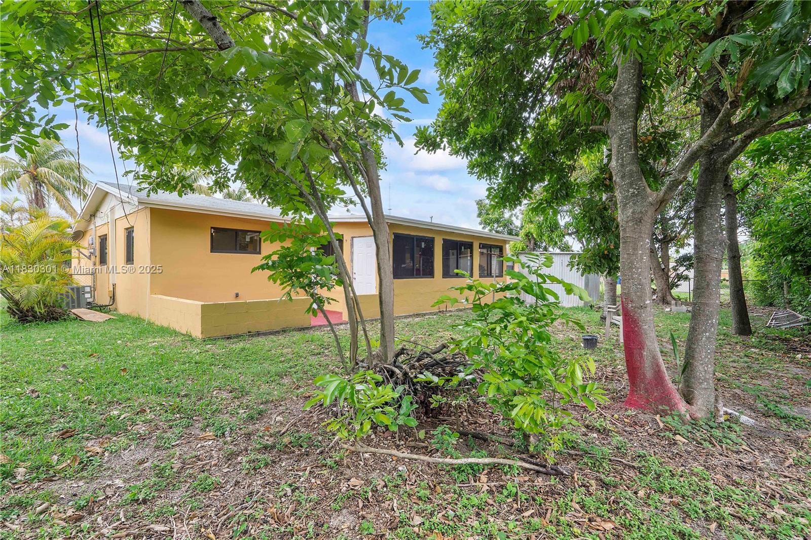 20845 NW 1st Ave, Miami Gardens, Florida image 32