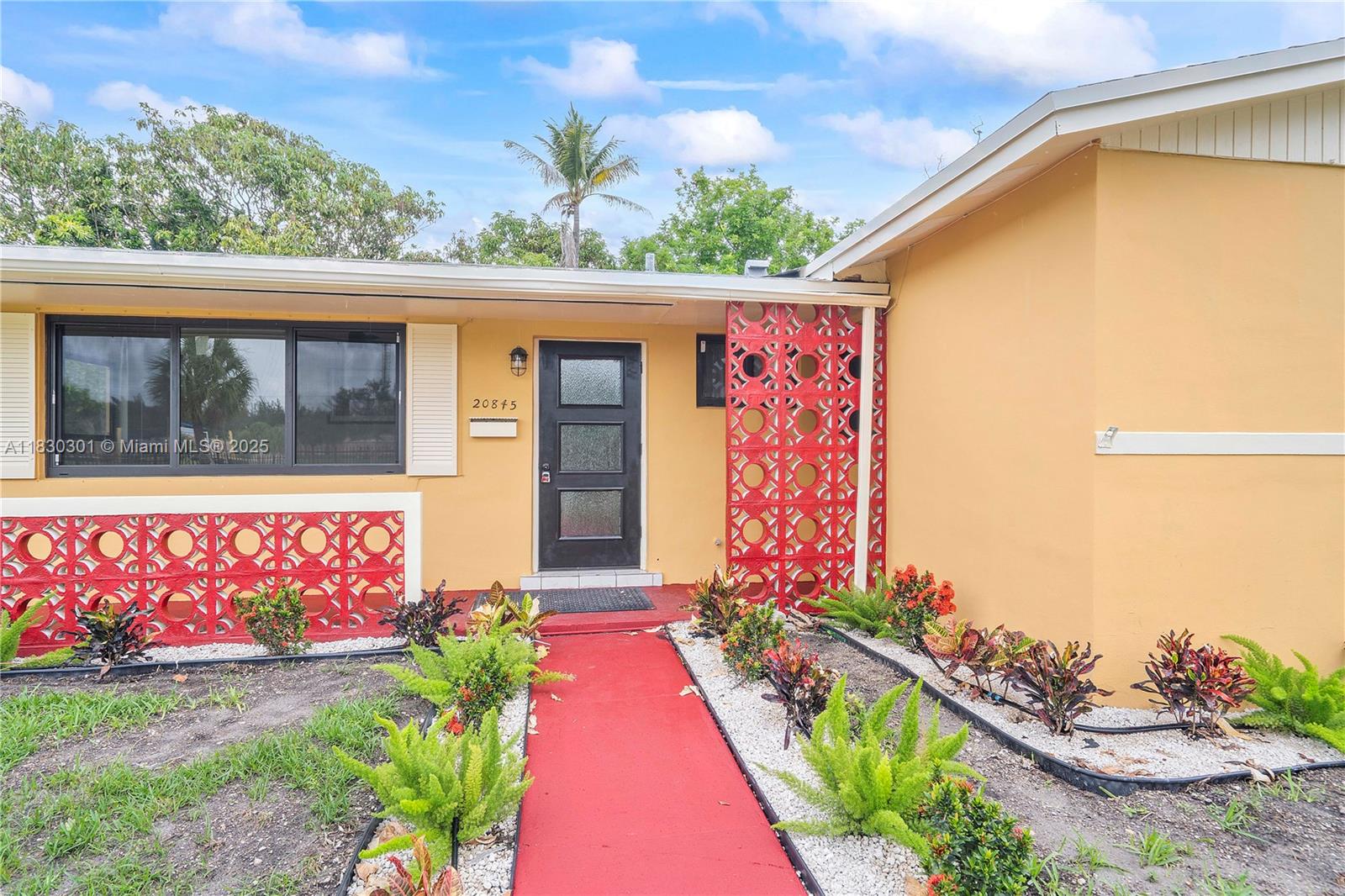 20845 NW 1st Ave, Miami Gardens, Florida image 6