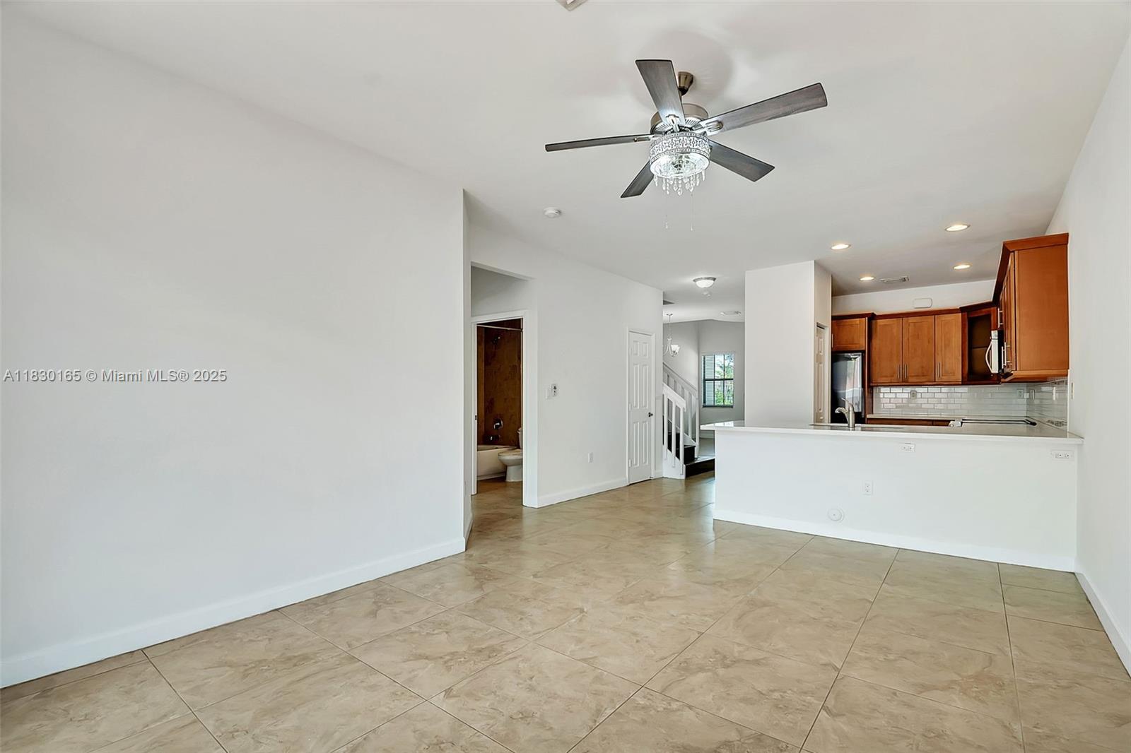 Property photo # 9