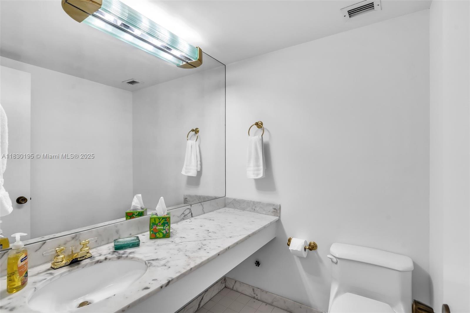 177 Ocean Lane Dr #1203, Key Biscayne, Florida image 18
