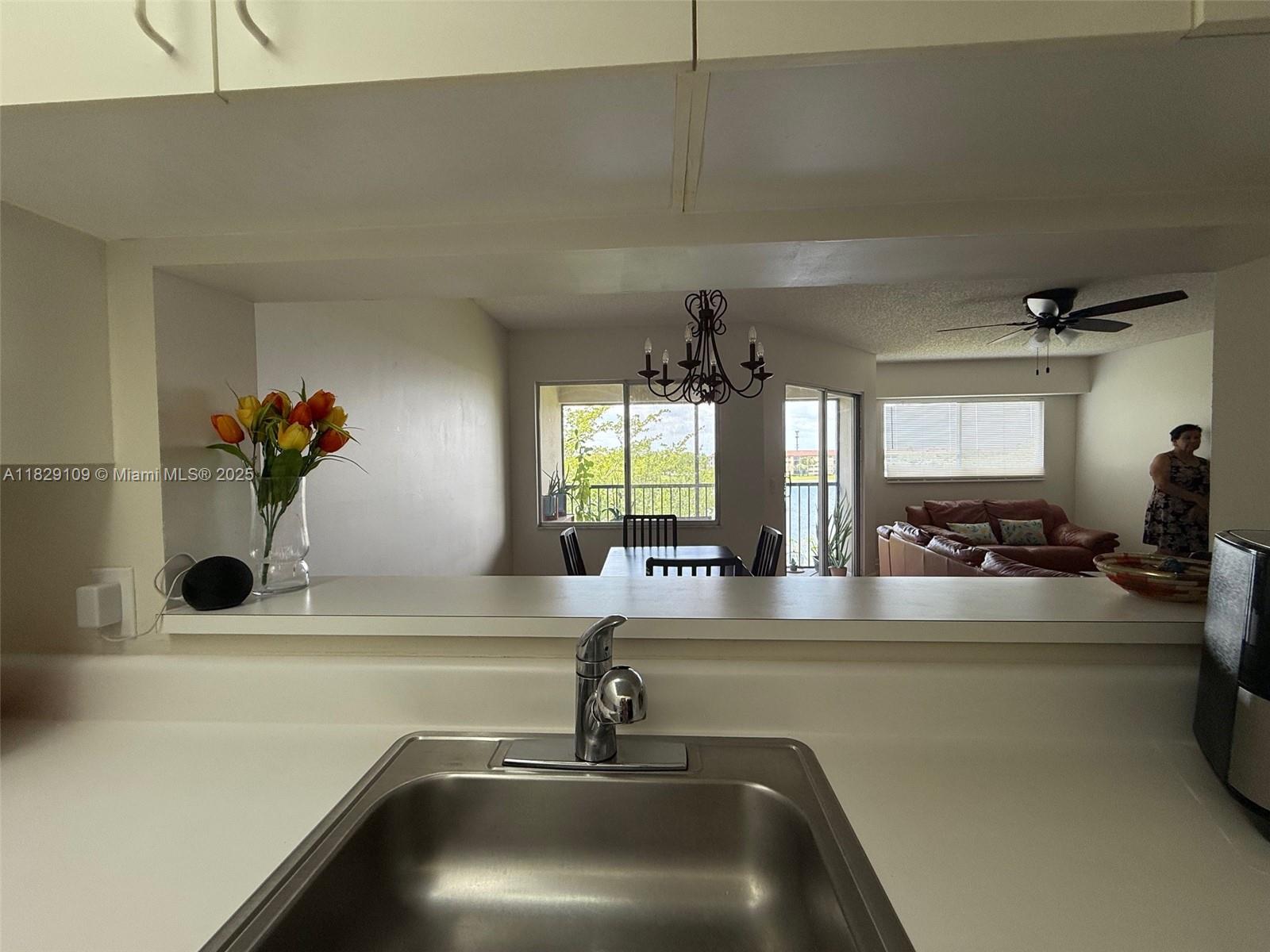 1400 SW 137th Ave #411F, Pembroke Pines, Florida image 15