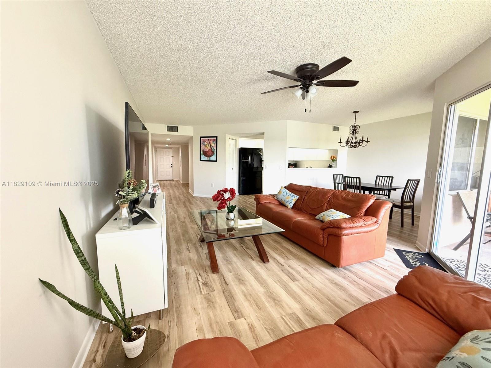 1400 SW 137th Ave #411F, Pembroke Pines, Florida image 2